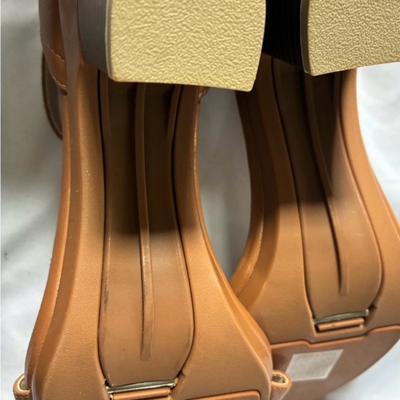 Pashion Footwear Brown Heels - Picture 3 of 4